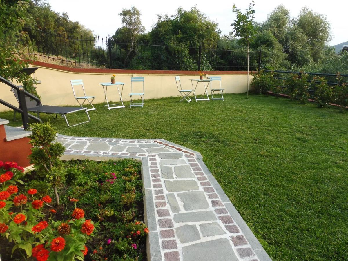 Helianthos Villa - Apartment No3 Kavala Buitenkant foto